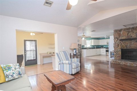 Villa ou maison à vendre à Punta Gorda, Floride: 3 chambres, 171.68 m2 № 1279128 - photo 5