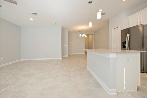 Townhouse in Kissimmee, Florida 4 bedrooms, 182 sq.m. № 1279968 - photo 20