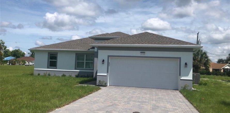 House in Punta Gorda, Florida 4 bedrooms, 177.81 sq.m. № 1358392