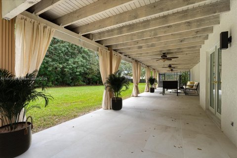 House in Southwest Ranches, Florida 4 bedrooms, 252.51 sq.m. № 1331069 - photo 13