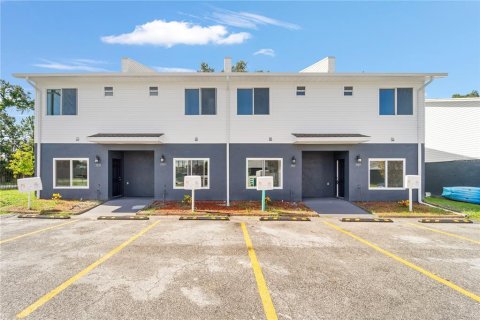 Touwnhouse à vendre à Tampa, Floride: 3 chambres, 103.21 m2 № 1389099 - photo 21