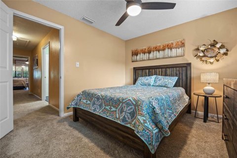 Condo in DeLand, Florida, 2 bedrooms  № 1389072 - photo 26