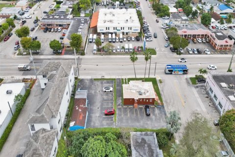 Immobilier commercial à vendre à Hialeah, Floride № 972546 - photo 10