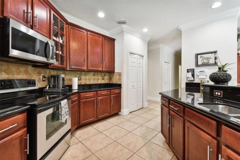 Casa en venta en Tampa, Florida, 4 dormitorios, 326.37 m2 № 677029 - foto 22