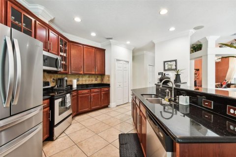 Casa en venta en Tampa, Florida, 4 dormitorios, 326.37 m2 № 677029 - foto 21