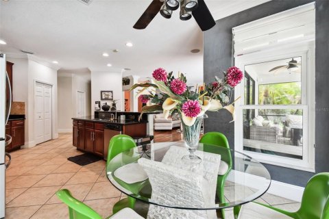Villa ou maison à vendre à Tampa, Floride: 4 chambres, 326.37 m2 № 677029 - photo 29