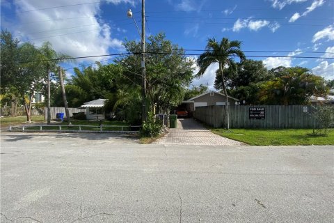 Terreno en venta en Fort Lauderdale, Florida № 48056 - foto 8