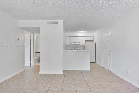 Copropriété à vendre à Hollywood, Floride: 1 chambre, 60.39 m2 № 1239232 - photo 15