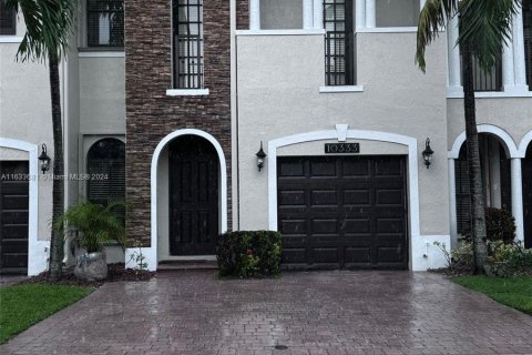 Adosado en venta en Doral, Florida, 3 dormitorios № 1305867 - foto 10