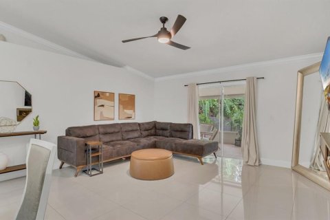 Villa ou maison à vendre à Orlando, Floride: 3 chambres, 117.43 m2 № 1424223 - photo 3