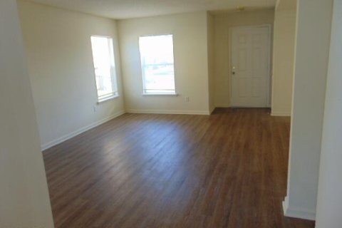 House in Jacksonville, Florida 3 bedrooms, 124.12 sq.m. № 887224 - photo 9