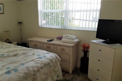 Condo in Pompano Beach, Florida, 1 bedroom  № 1121257 - photo 5