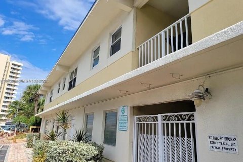 Condo in Pompano Beach, Florida, 1 bedroom  № 1348451 - photo 18