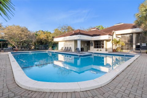 Copropriété à louer à Fort Lauderdale, Floride: 2 chambres, 79.71 m2 № 1348537 - photo 18