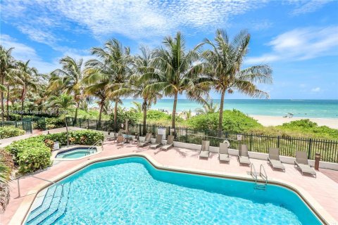 Copropriété à vendre à Sunny Isles Beach, Floride: 2 chambres, 135.64 m2 № 1162438 - photo 3