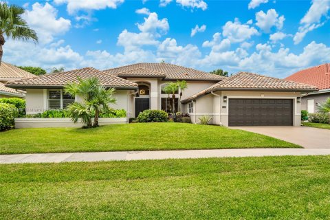 Villa ou maison à vendre à Boca Raton, Floride: 5 chambres, 302.86 m2 № 1380054 - photo 1