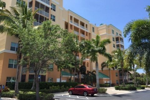 Copropriété à vendre à Punta Gorda, Floride: 2 chambres, 89.19 m2 № 1114212 - photo 1