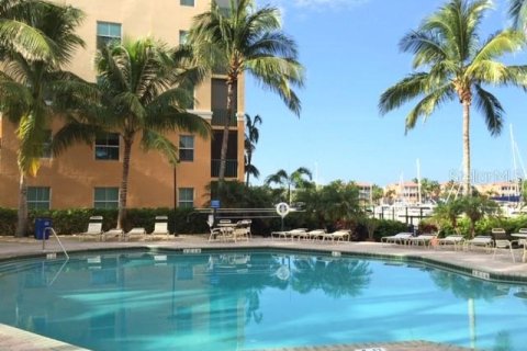 Condo in Punta Gorda, Florida, 2 bedrooms  № 1114212 - photo 3