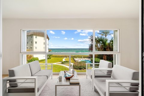 Copropriété à vendre à Ocean Ridge, Floride: 3 chambres, 208.38 m2 № 984301 - photo 21