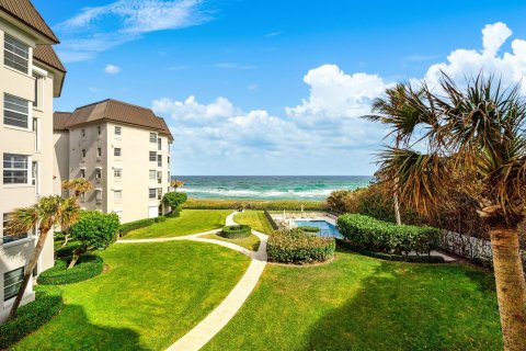 Copropriété à vendre à Ocean Ridge, Floride: 3 chambres, 208.38 m2 № 984301 - photo 4