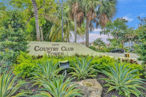 Condominio en venta en Coral Springs, Florida, 2 dormitorios, 120.77 m2 № 1333674 - foto 3