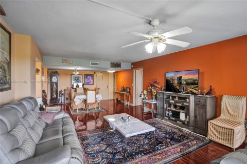 Copropriété à vendre à Coral Springs, Floride: 2 chambres, 120.77 m2 № 1333674 - photo 13