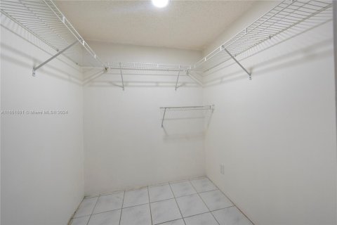 Copropriété à vendre à Weston, Floride: 2 chambres, 102.75 m2 № 1333635 - photo 11