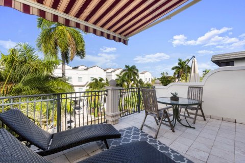 Condominio en venta en Fort Lauderdale, Florida, 3 dormitorios, 166.67 m2 № 742224 - foto 8