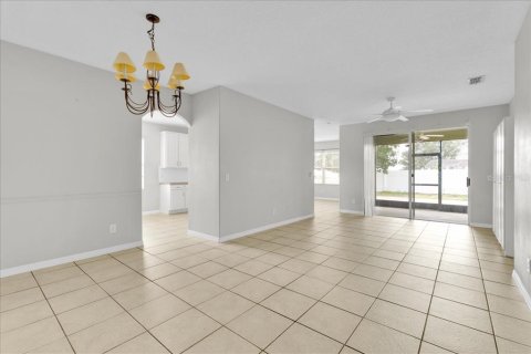 Villa ou maison à vendre à Davenport, Floride: 3 chambres, 153.29 m2 № 1279731 - photo 5