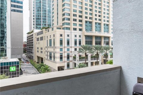 Condominio en venta en Miami, Florida, 1 dormitorio, 91.23 m2 № 1428333 - foto 13