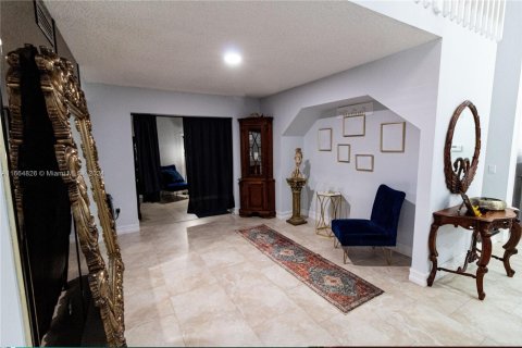 Villa ou maison à vendre à Hialeah, Floride: 4 chambres, 249.91 m2 № 1377182 - photo 24