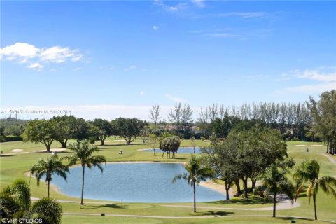 Condo in Pembroke Pines, Florida, 2 bedrooms  № 1188072 - photo 20