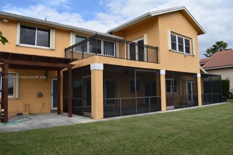 Villa ou maison à vendre à Pembroke Pines, Floride: 5 chambres, 300.35 m2 № 975320 - photo 26