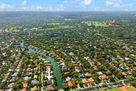 Villa ou maison à vendre à Coral Gables, Floride: 4 chambres, 258.92 m2 № 1096968 - photo 30