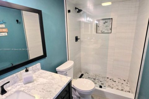 Condominio en venta en Pompano Beach, Florida, 1 dormitorio, 72.19 m2 № 1209722 - foto 14