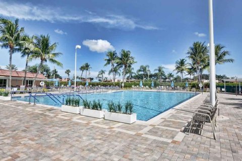 Condominio en venta en Delray Beach, Florida, 1 dormitorio, 67.45 m2 № 1147002 - foto 1