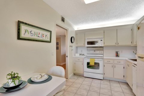 Condo in Pompano Beach, Florida, 2 bedrooms  № 1146965 - photo 27