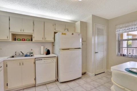 Condo in Pompano Beach, Florida, 2 bedrooms  № 1146965 - photo 26