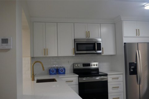 Condominio en venta en Coconut Creek, Florida, 2 dormitorios, 103.12 m2 № 1216282 - foto 27