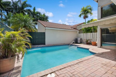 Villa ou maison à vendre à Hollywood, Floride: 4 chambres, 167.04 m2 № 1145701 - photo 14
