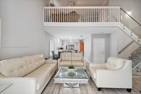 Casa en venta en Hollywood, Florida, 4 dormitorios, 167.04 m2 № 1145701 - foto 9