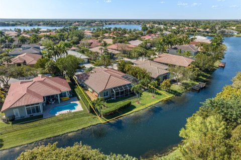 Villa ou maison à vendre à Coral Springs, Floride: 4 chambres, 256.22 m2 № 1128831 - photo 4