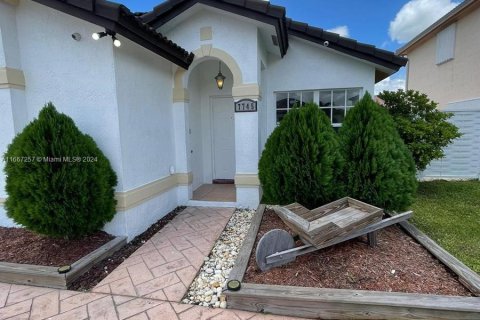 Villa ou maison à vendre à Hialeah, Floride: 3 chambres, 106.56 m2 № 1381766 - photo 3