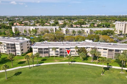 Copropriété à vendre à Deerfield Beach, Floride: 2 chambres, 97.55 m2 № 1171383 - photo 7