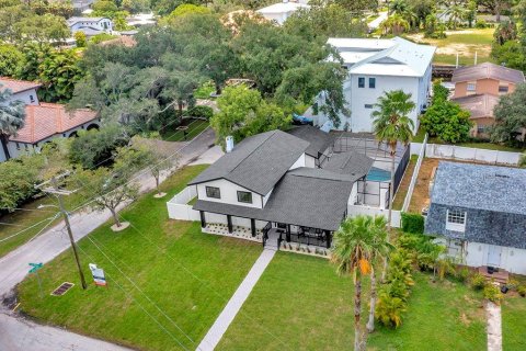 Villa ou maison à vendre à Tampa, Floride: 4 chambres, 212.75 m2 № 1338404 - photo 28