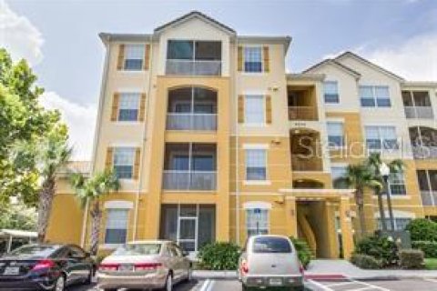 Condominio en venta en Orlando, Florida, 2 dormitorios, 103.31 m2 № 937573 - foto 1