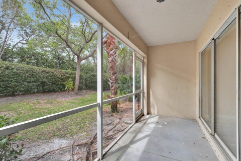 Adosado en venta en West Palm Beach, Florida, 2 dormitorios, 122.91 m2 № 1185455 - foto 1