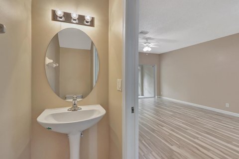 Touwnhouse à vendre à West Palm Beach, Floride: 2 chambres, 122.91 m2 № 1185455 - photo 17