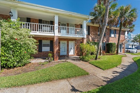 Condo in Saint Augustine, Florida, 2 bedrooms  № 772238 - photo 1