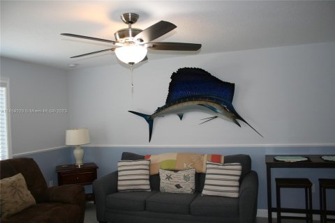House in Key Largo, Florida 4 bedrooms, 202.53 sq.m. № 744040 - photo 7